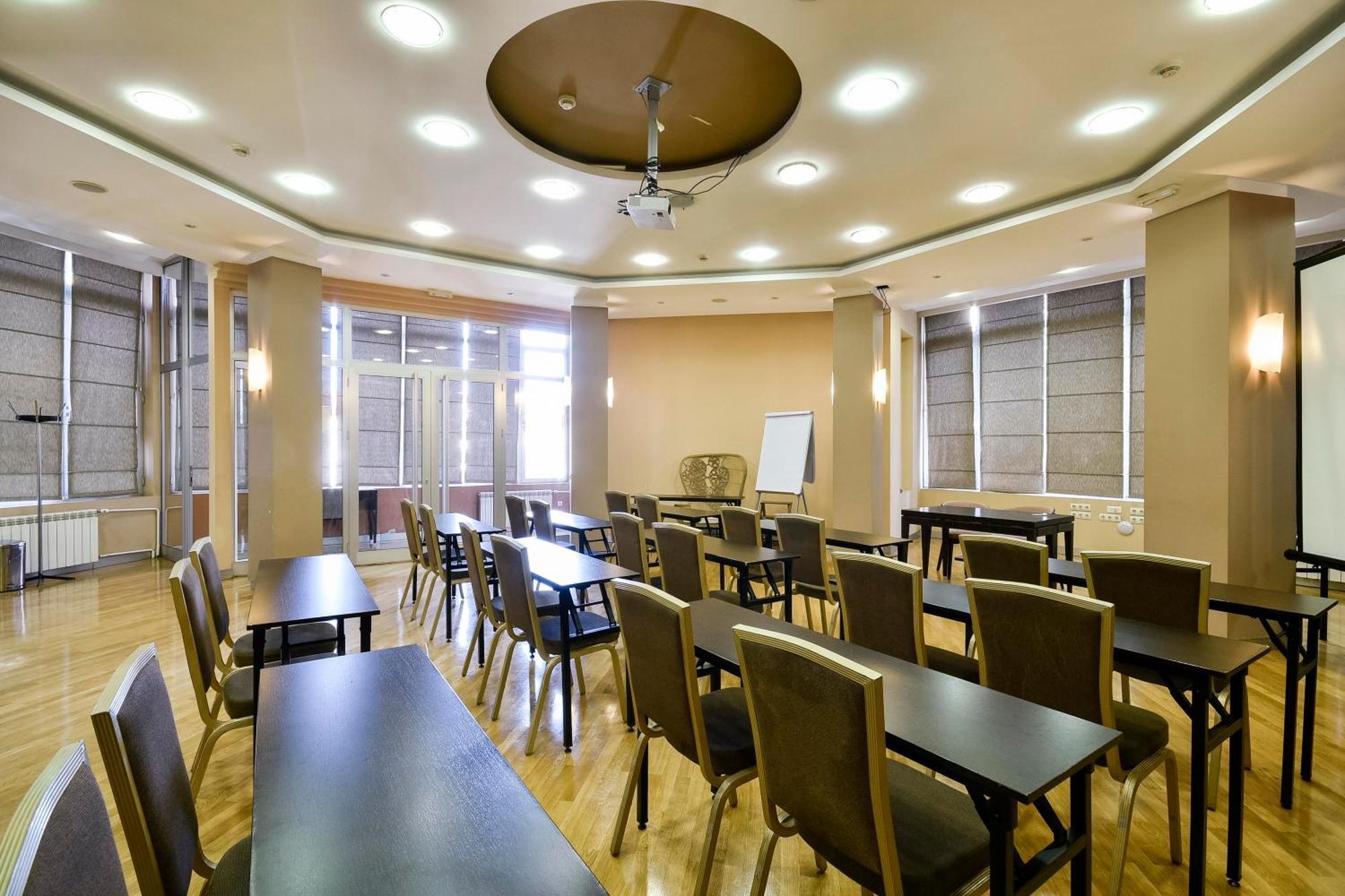 Hotel Sumadija Beograd Bagian luar foto